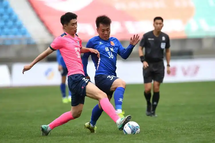 欧冠对决：拜仁慕尼黑 VS 曼城